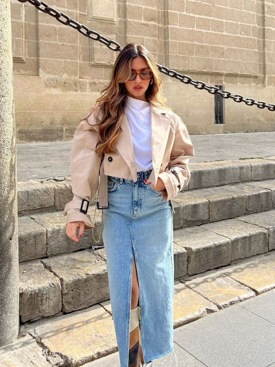 Bella - Chic Cropped Trenchcoat