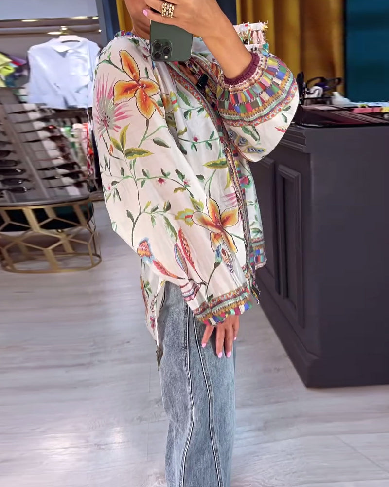 Chic V-Neck Blouse with Trendy Print