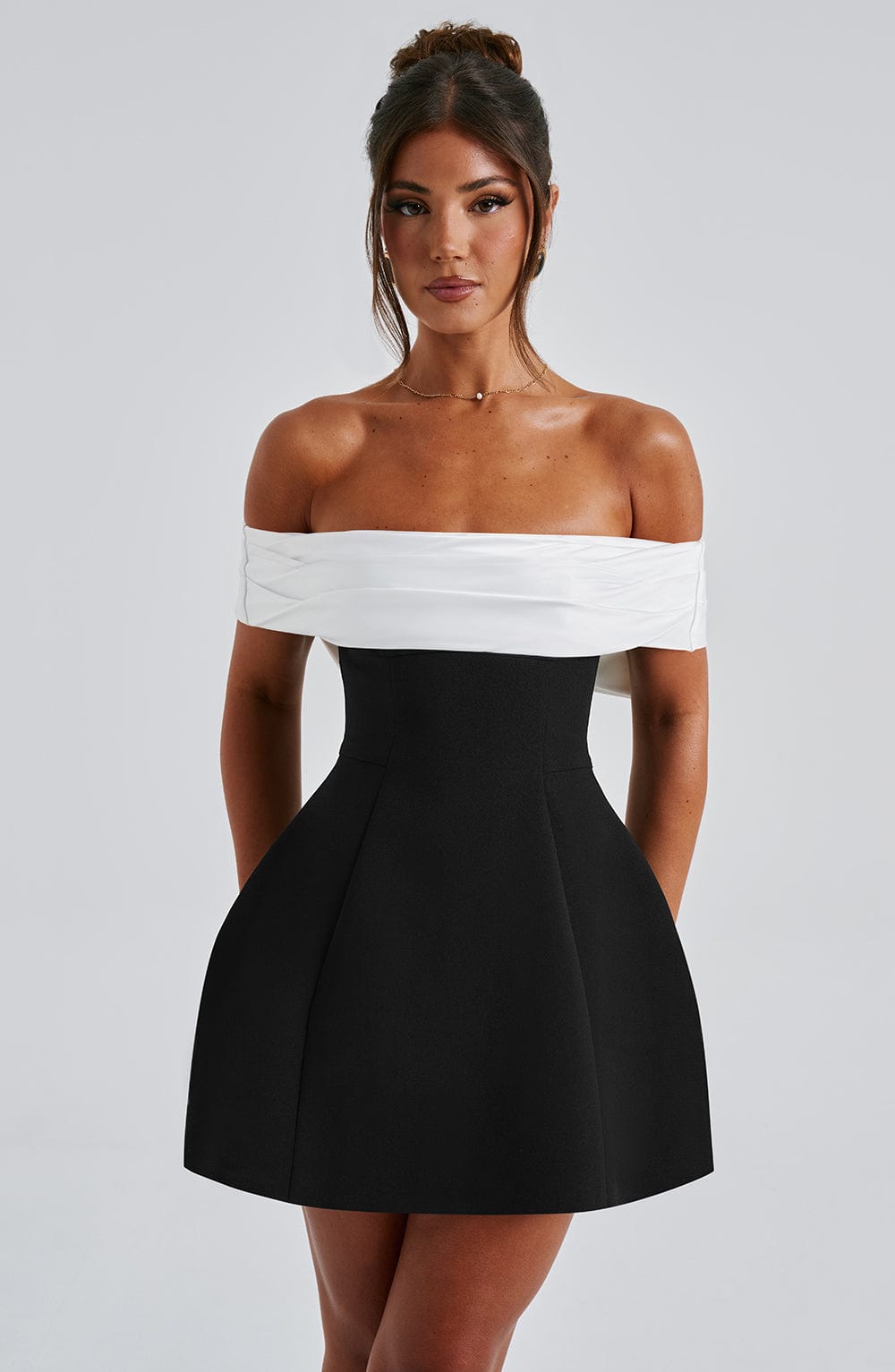 Delta - Elegante Mini Jurk