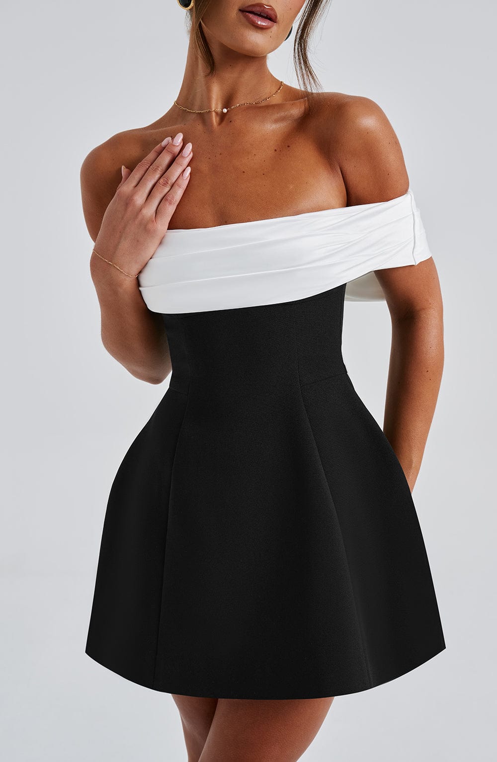 Delta - Elegante Mini Jurk